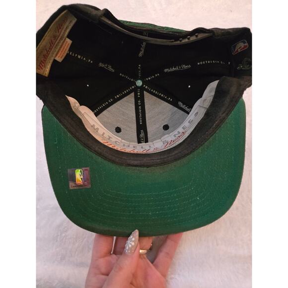 Mitchell & Ness Black NBA Milwaukee Bucks Core Basic Snapback - OSFA - Picture 2 of 4